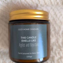 Apples and bourbon sveća u teglici 
