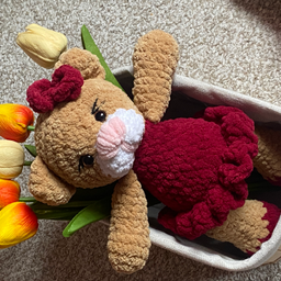 Heklani meda u haljinici