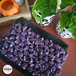 Heklana neseser torbica ljubičasta prskana