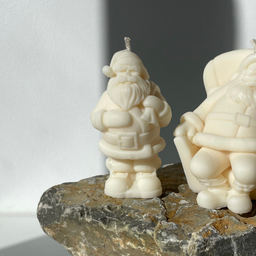 1 sveća - Mali 'Deda Mraz'